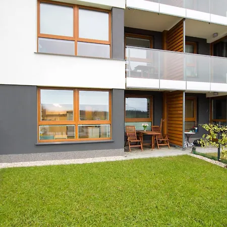 Przestronny Z Tarasem I Parkingiem W Gdyni By Renters דירה Pogorze